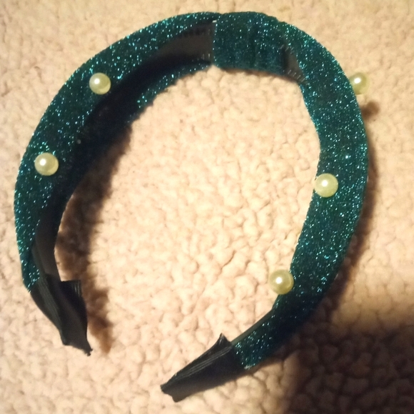 NWT PEARL STUDDED HEADBANDS! 1 for $12 or 2 for $20! - Picture 5 of 5